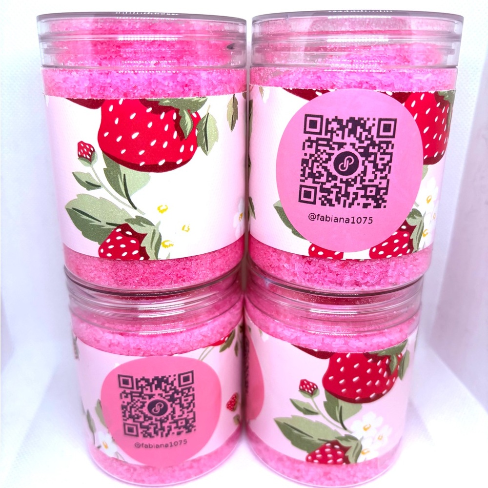 Strawberry Bath Salts * Handcrafted Organic Essential Oils Non Toxic Ingre… - Picture 2 of 4